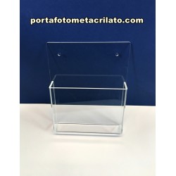 Portafolletos A4 pared
